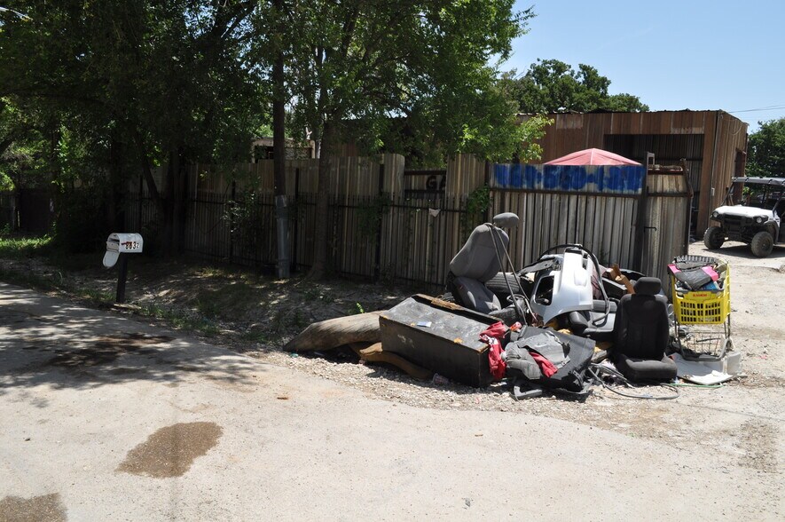 8632 San Marino Ave, Dallas, TX à vendre - Photo du bâtiment - Image 3 de 8