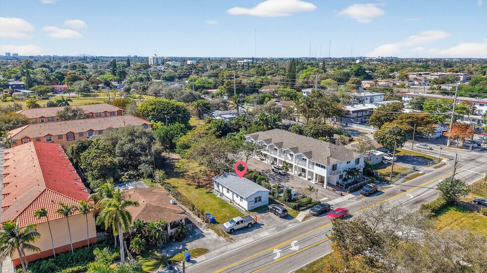 2322 Johnson St, Hollywood, FL à vendre - Photo du bâtiment - Image 2 de 13