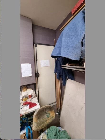 Retail in Paris for sale - Building Photo - Image 3 of 5