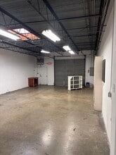 237 Oxmoor Cir, Birmingham, AL for lease Interior Photo- Image 1 of 10