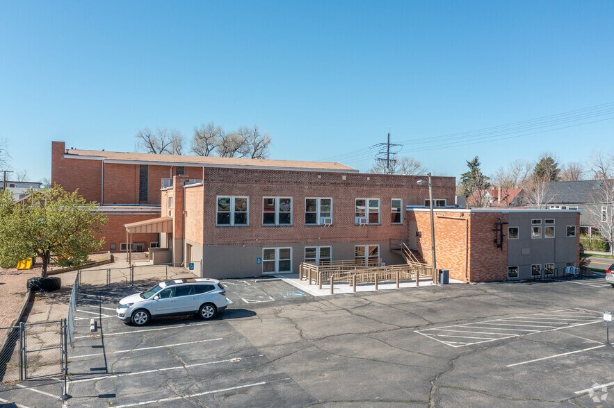 3120 Irving St, Denver, CO à louer - Photo du bâtiment - Image 3 de 12
