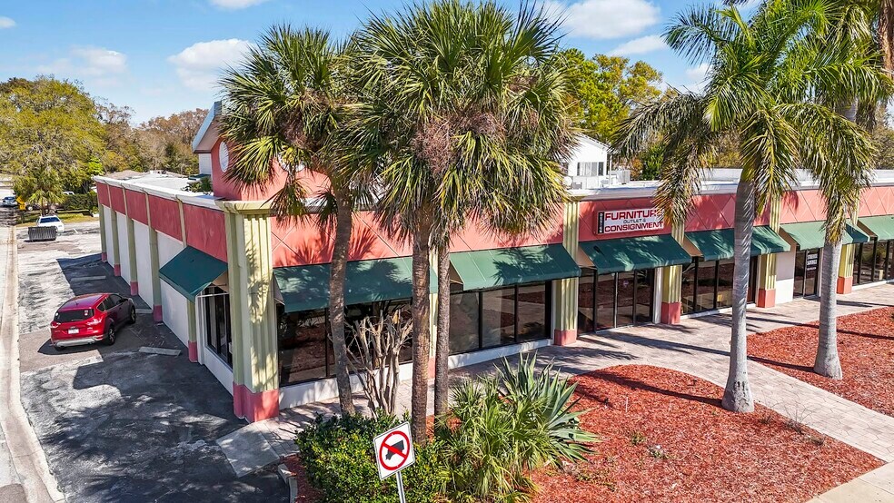 1928 Gulf to Bay Blvd, Clearwater, FL à louer - Photo du bâtiment - Image 1 de 7