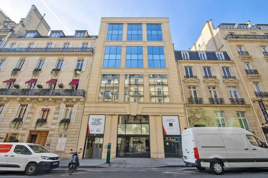 33 Rue François Ier, Paris for lease - Building Photo - Image 1 of 9