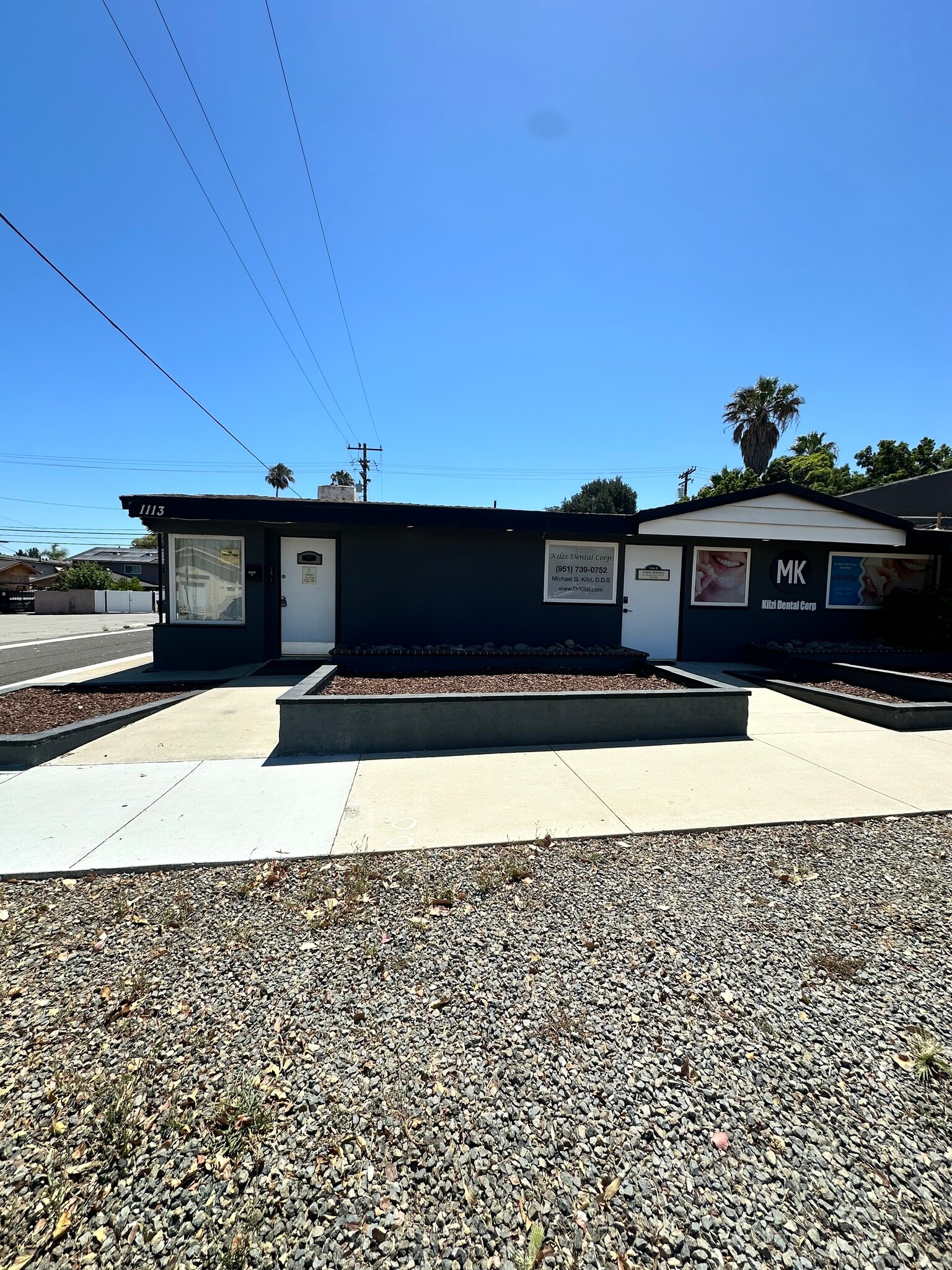 1113 S Main St, Corona, CA for lease Interior Photo- Image 1 of 4