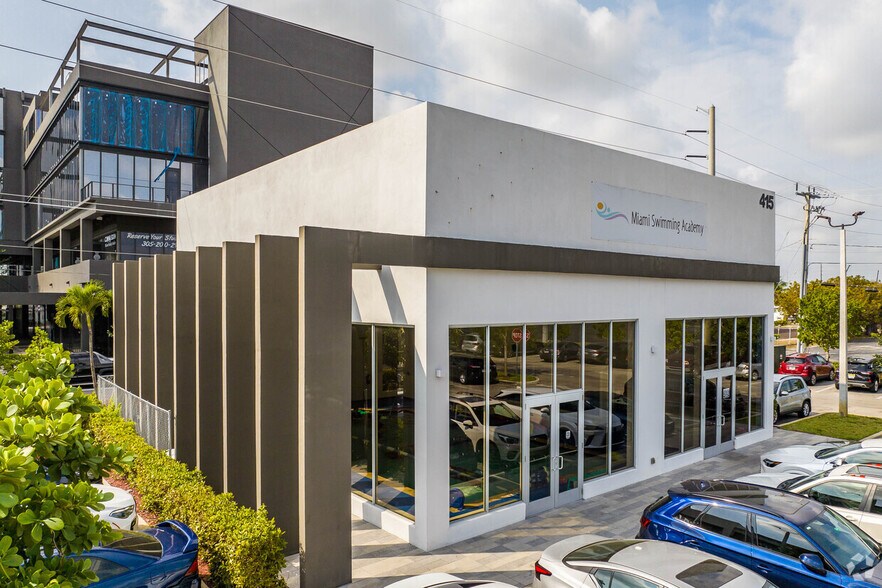 601 N Federal Hwy, Hallandale Beach, FL à louer - Photo du bâtiment - Image 3 de 17
