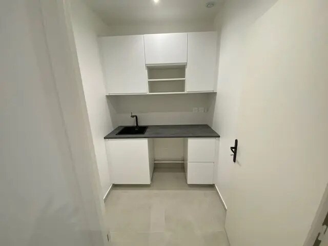 Bureau dans Paris à louer - Photo du bâtiment - Image 3 de 5