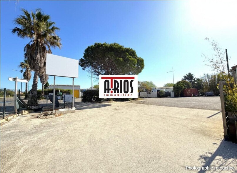 Retail in Hyeres for sale - Building Photo - Image 3 of 3