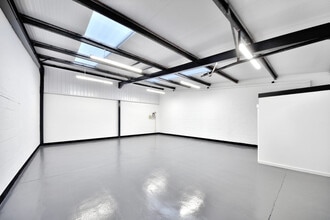 40-50 Low Glencairn St, Kilmarnock for lease Interior Photo- Image 2 of 8