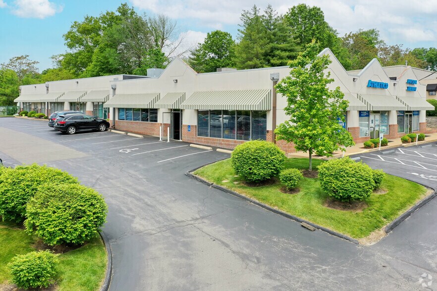 2937-2949 S Brentwood Blvd, Saint Louis, MO à louer - Photo principale - Image 2 de 8