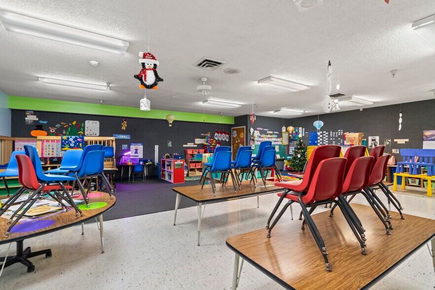 805 Chatham Rd, Springfield, IL à vendre - Photo intérieure - Image 3 de 37