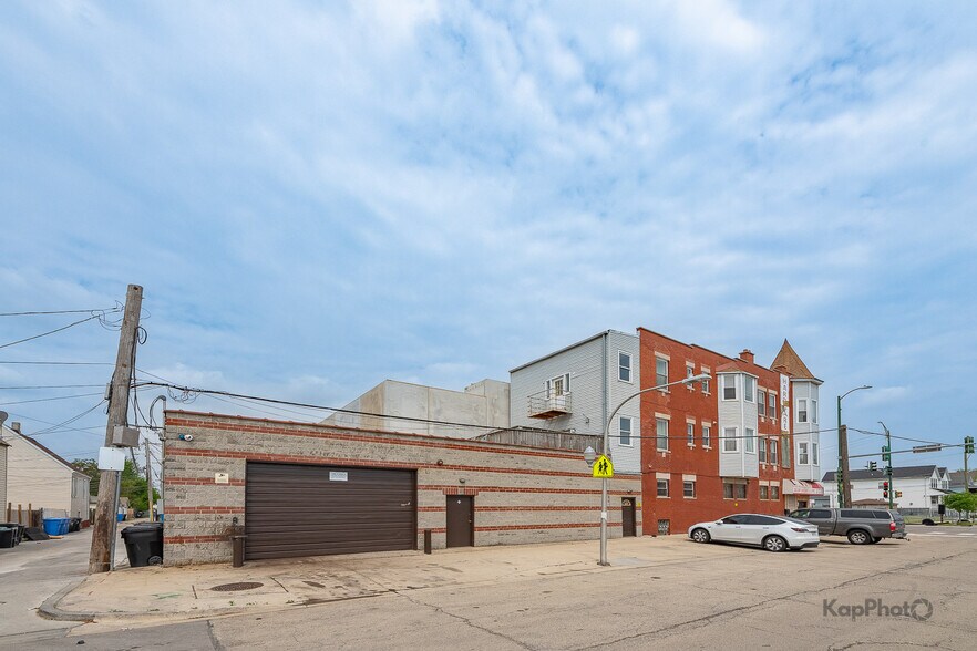 601 W 47th St, Chicago, IL à vendre - Photo du bâtiment - Image 3 de 44