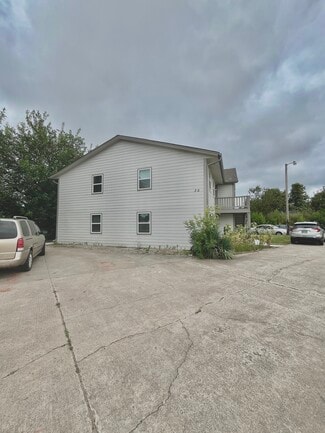 Plus de détails pour Falcon Ct and Wren St Fourplex – Multi-résidentiel à vendre, Norman, OK