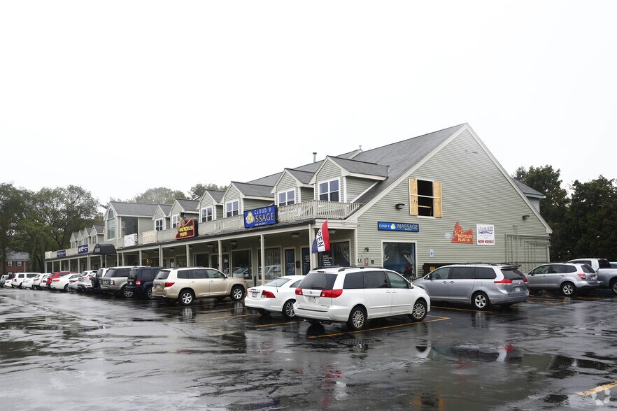 391 E Central St, Franklin, MA à louer - Photo du bâtiment - Image 2 de 5