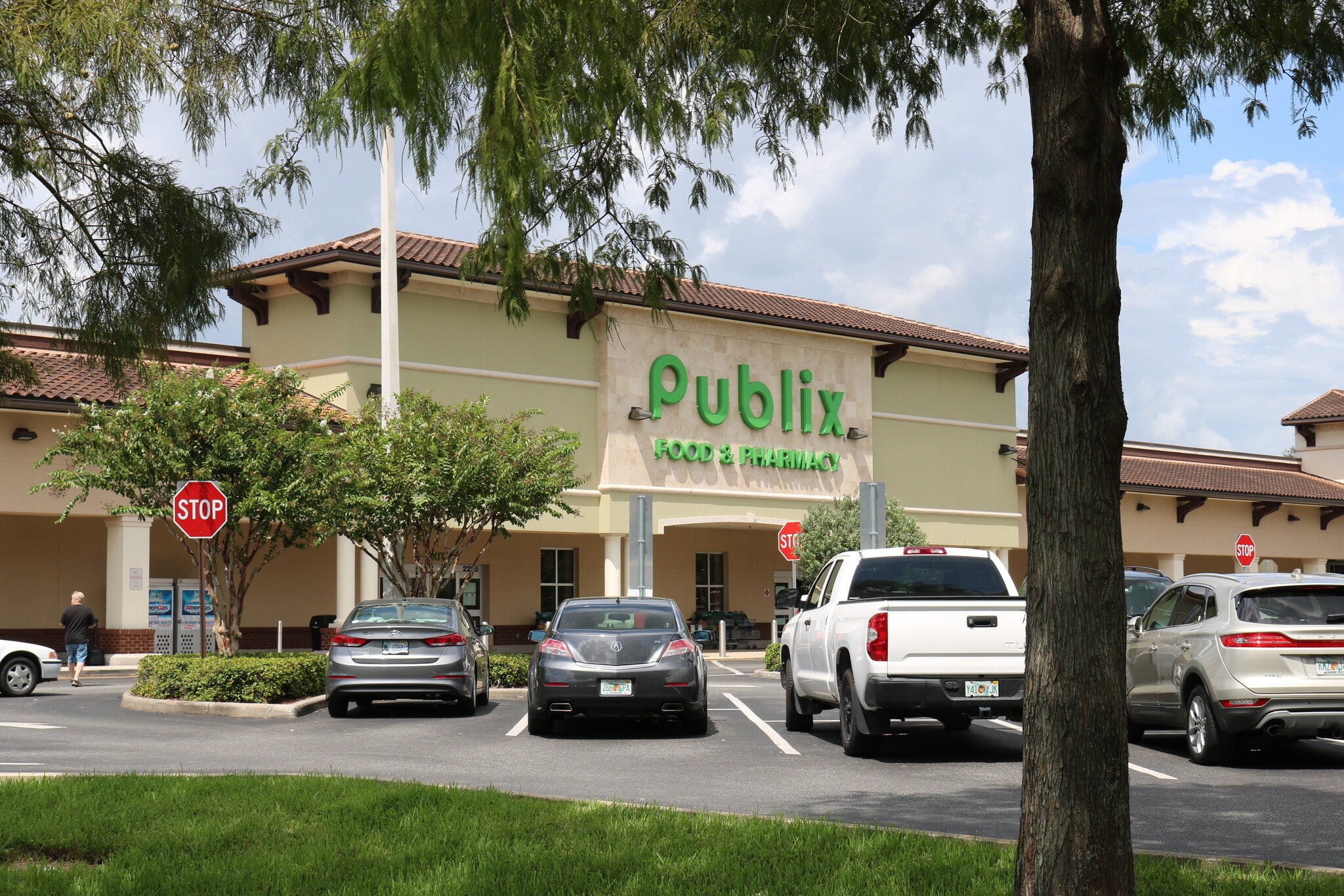 2015-2413 Aloma Ave, Winter Park, FL for lease Primary Photo- Image 1 of 9