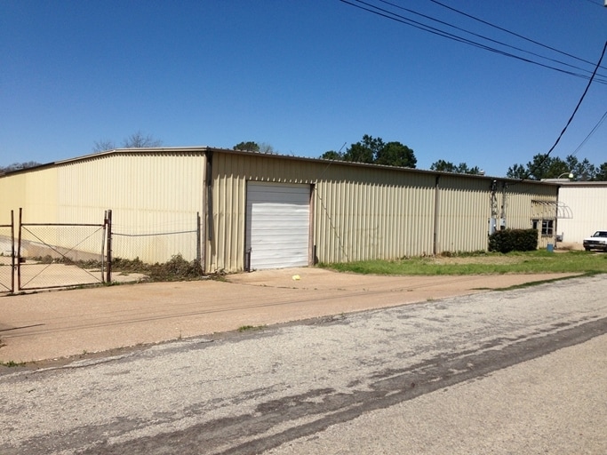 125 S Virginia Ave, Tyler, TX for lease Building Photo- Image 1 of 5