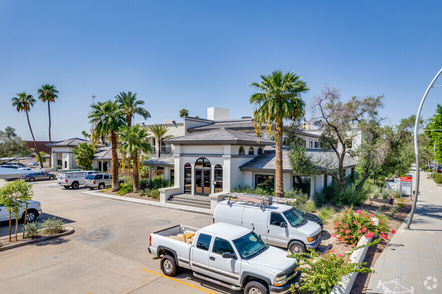 1220 S Alma School Rd, Mesa, AZ for lease - Primary Photo - Image 1 of 38