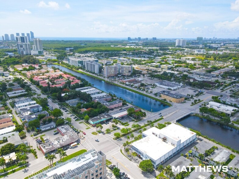16635 NE 19th Ave, Miami, FL for sale - Building Photo - Image 2 of 4