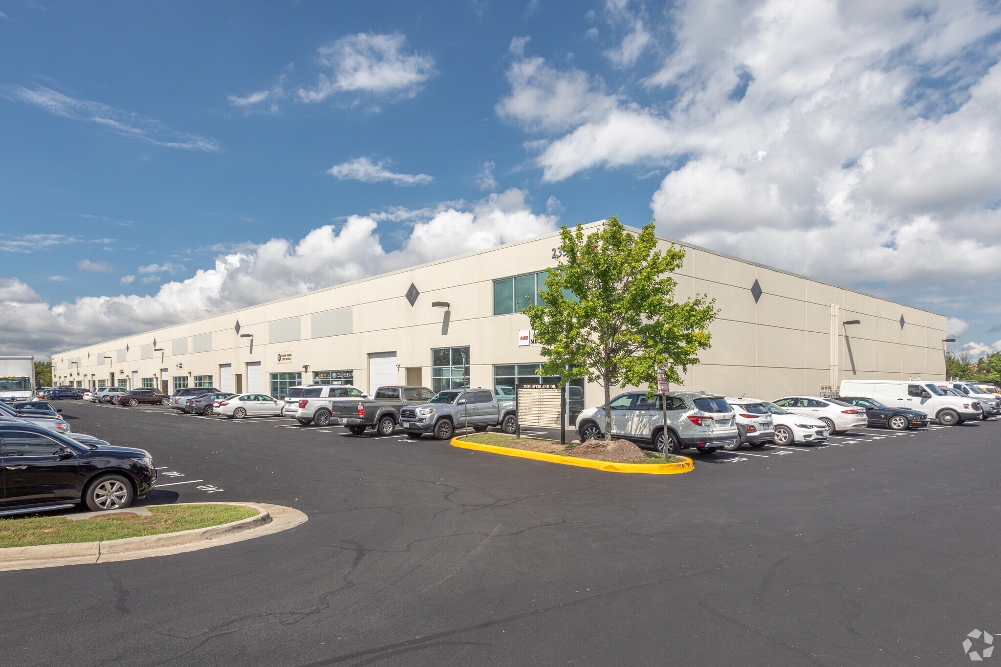 23585 Overland Dr, Sterling, VA for lease Primary Photo- Image 1 of 10