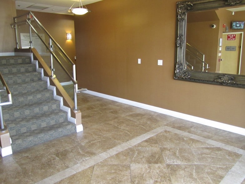 21671 Gateway Center Dr, Diamond Bar, CA for lease - Interior Photo - Image 2 of 6