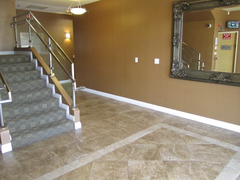 21671 Gateway Center Dr, Diamond Bar, CA à louer - Photo intérieure - Image 2 de 6