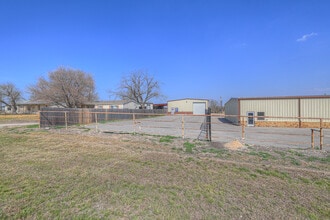 6701 FM 1101, New Braunfels, TX for lease Interior Photo- Image 1 of 28