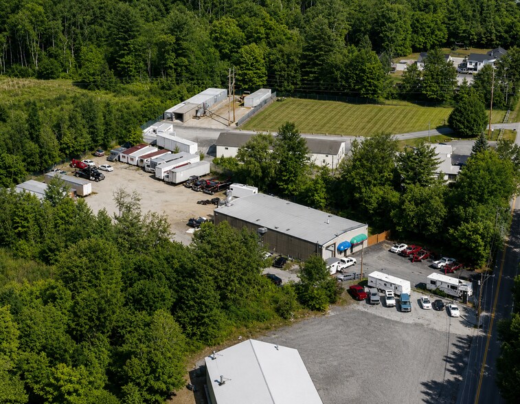 272 Sheffield Rd, Manchester, NH à vendre - Aérien - Image 1 de 11