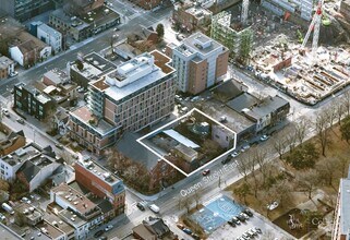 301-311 Queen Street East, Toronto, ON - Aérien Vue de la carte