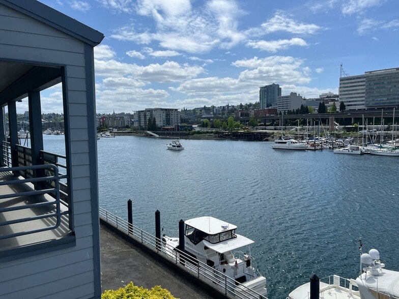 1200 E D St, Tacoma, WA à louer - Photo du bâtiment - Image 3 de 6