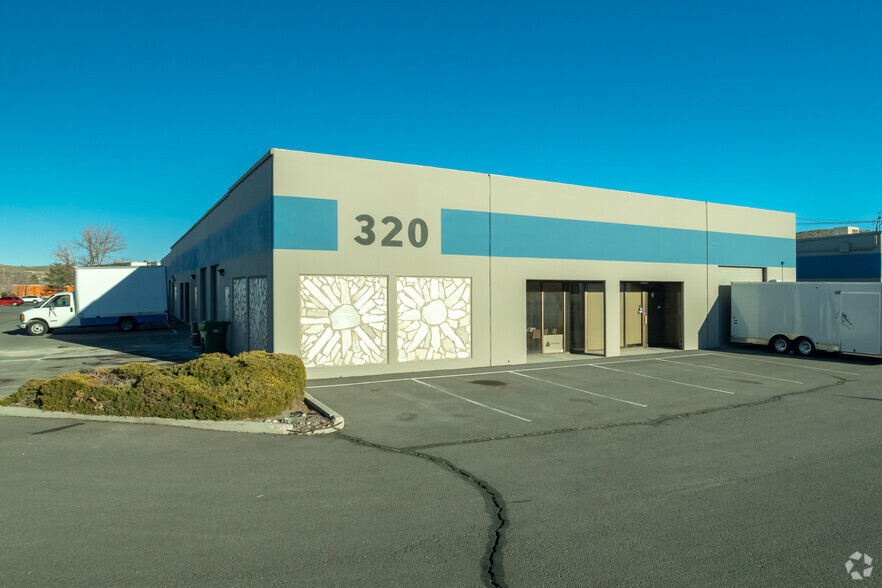 320 Western Rd, Reno, NV for lease - Primary Photo - Image 1 of 5