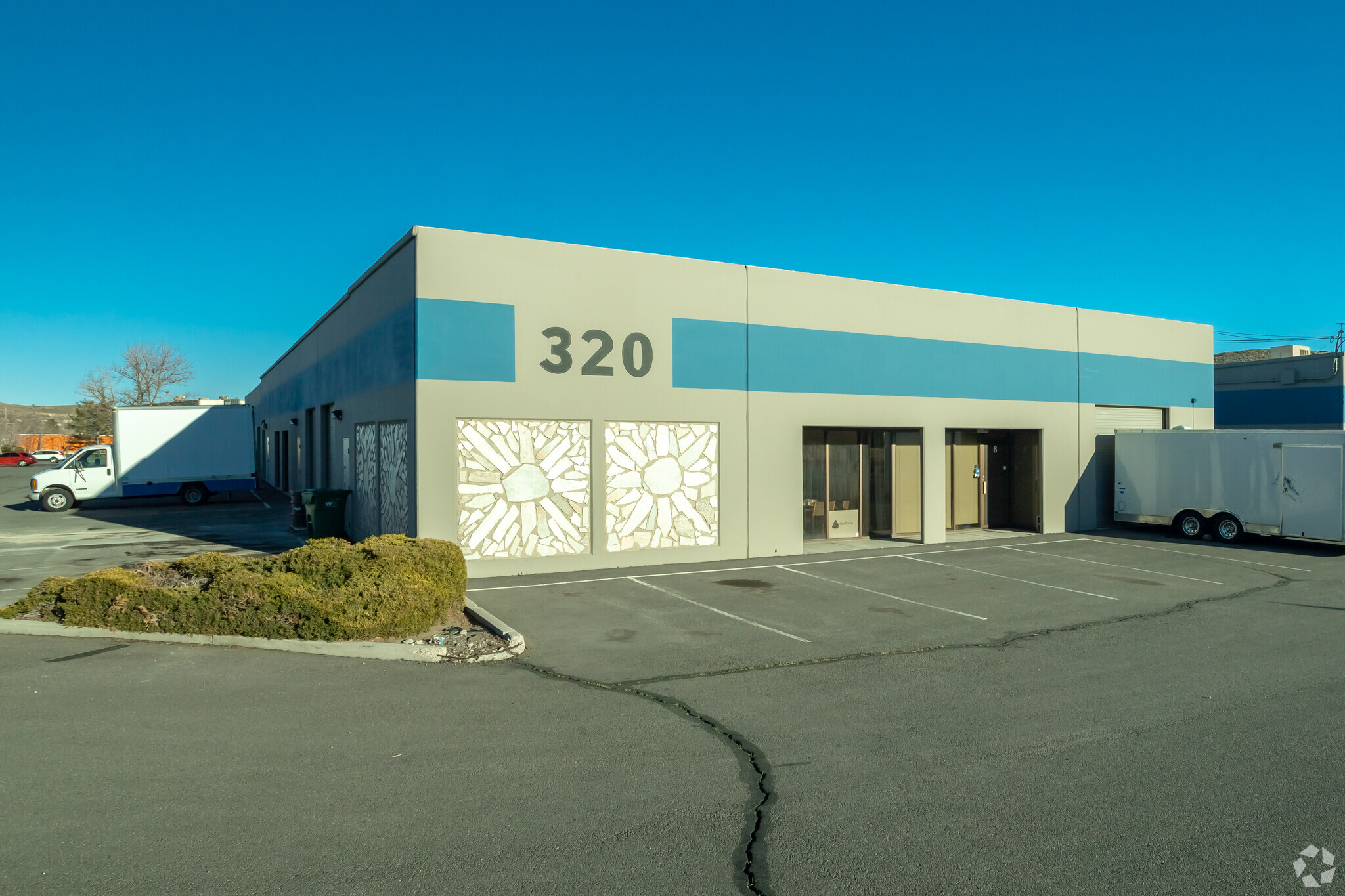 320 Western Rd, Reno, NV for lease Primary Photo- Image 1 of 6