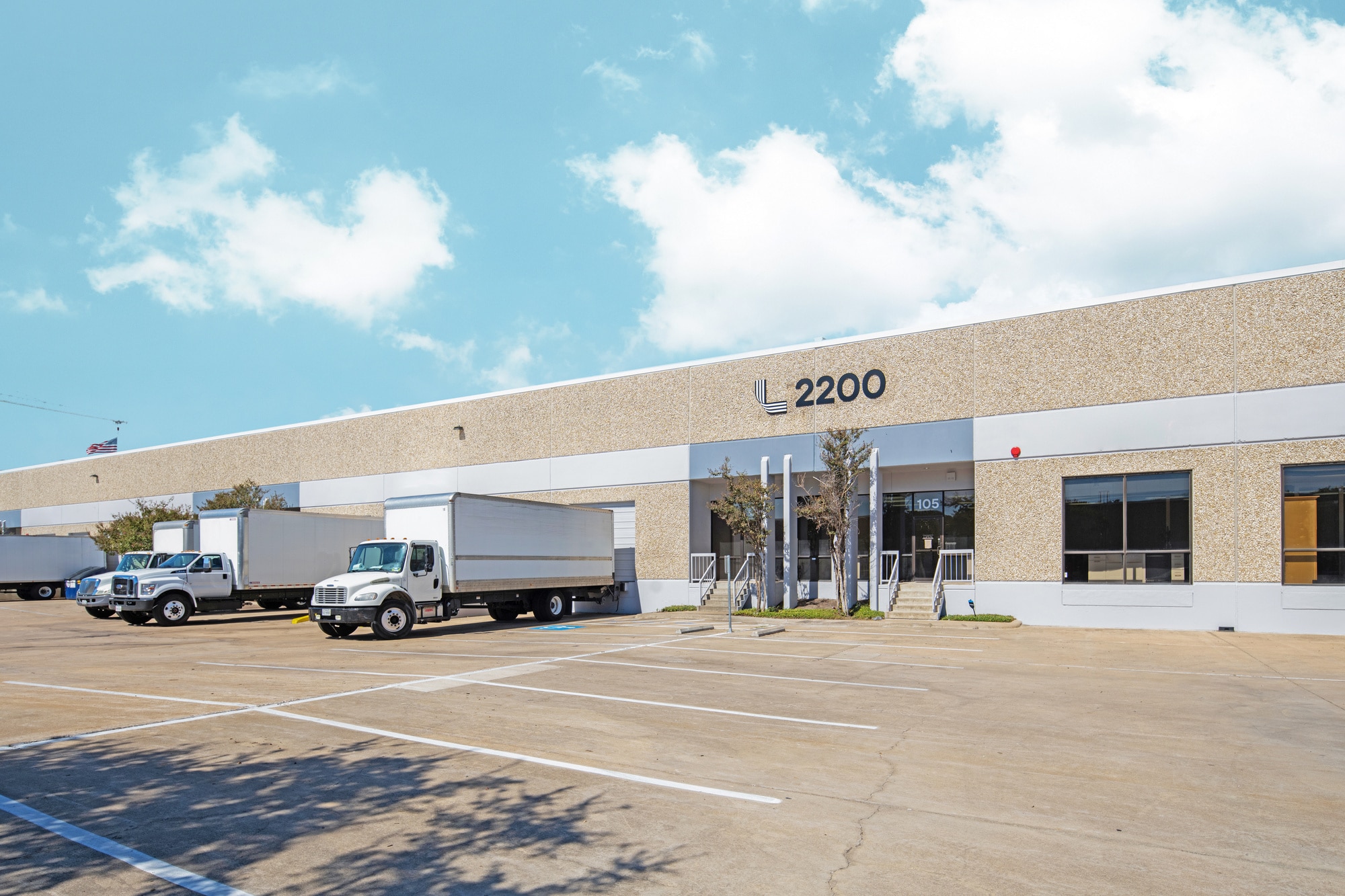 2200 Denton Dr, Austin, TX for lease Primary Photo- Image 1 of 9