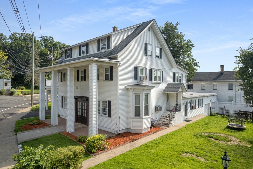444-445 West St, Bristol, CT for sale - Building Photo - Image 2 of 9