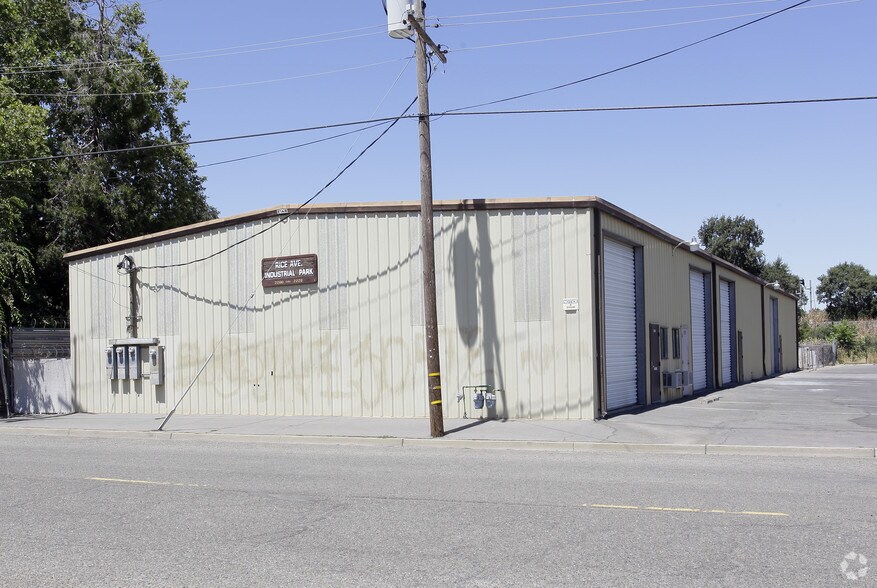 2222-2228 Rice Ave, West Sacramento, CA à louer - Photo du bâtiment - Image 2 de 2