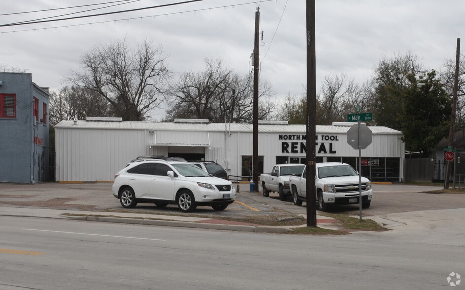 3901 N Main St, Houston, TX for sale - Building Photo - Image 2 of 2