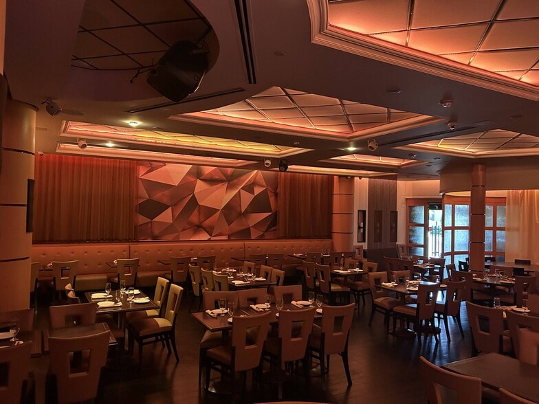 2280 US Highway 9, Old Bridge, NJ for lease - Building Photo - Image 2 of 5