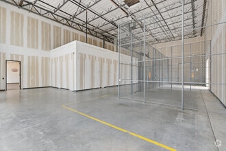 9220 Kirby Dr, Houston, TX à louer Photo intérieure- Image 1 de 5