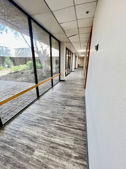 2525 W Beryl Ave, Phoenix, AZ à louer - Photo intérieure - Image 3 de 43