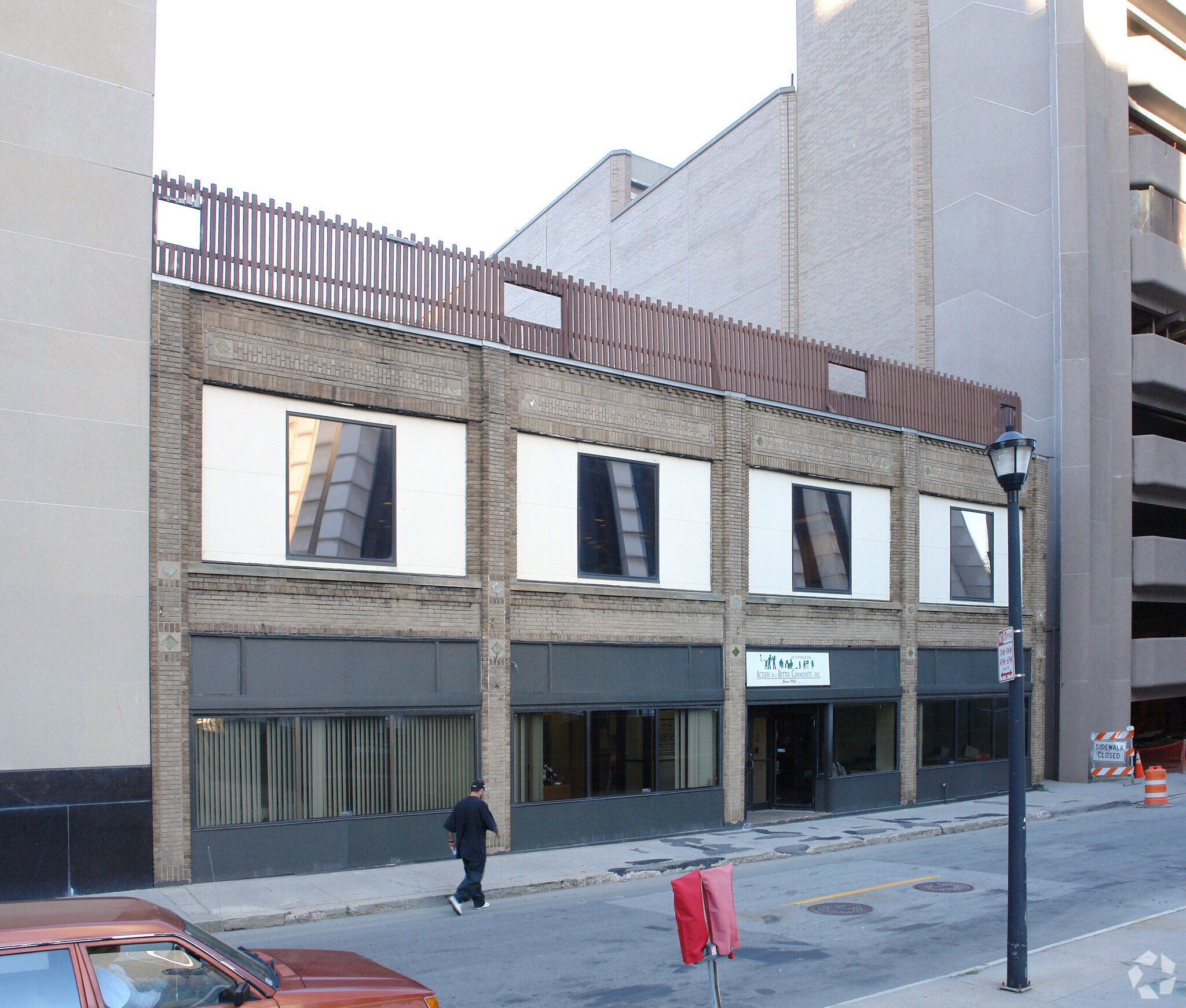 49 Stone St, Rochester, NY à louer Photo principale- Image 1 de 27