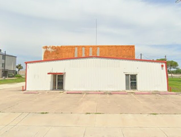 101 S Expressway 77, Harlingen, TX à louer - Photo du bâtiment - Image 2 de 4