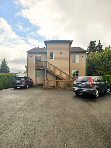 2013 S 19th St, Tacoma, WA à louer - Photo du bâtiment - Image 2 de 3