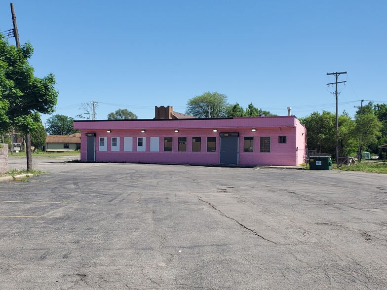 2251 W Davison, Detroit, MI à vendre - Photo du bâtiment - Image 1 de 1