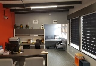 29753-29757 Bouquet Canyon Rd, Santa Clarita, CA for sale Interior Photo- Image 2 of 3