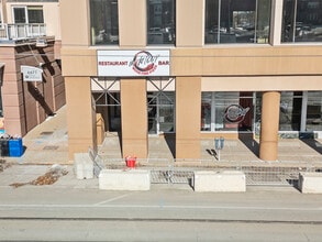 6677-6683 Delmar Blvd, University City, MO for lease Building Photo- Image 2 of 23