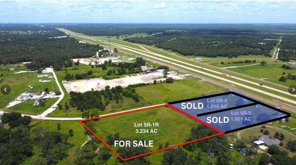 1177 Paradise Way, Navasota, TX à vendre - Photo du bâtiment - Image 3 de 3