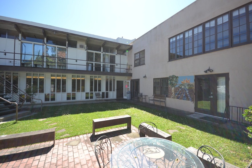 2441 Le Conte Ave, Berkeley, CA for lease - Building Photo - Image 2 of 18