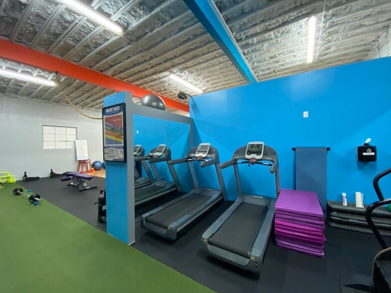 5120 N Florida Ave, Tampa, FL for lease - Interior Photo - Image 3 of 14