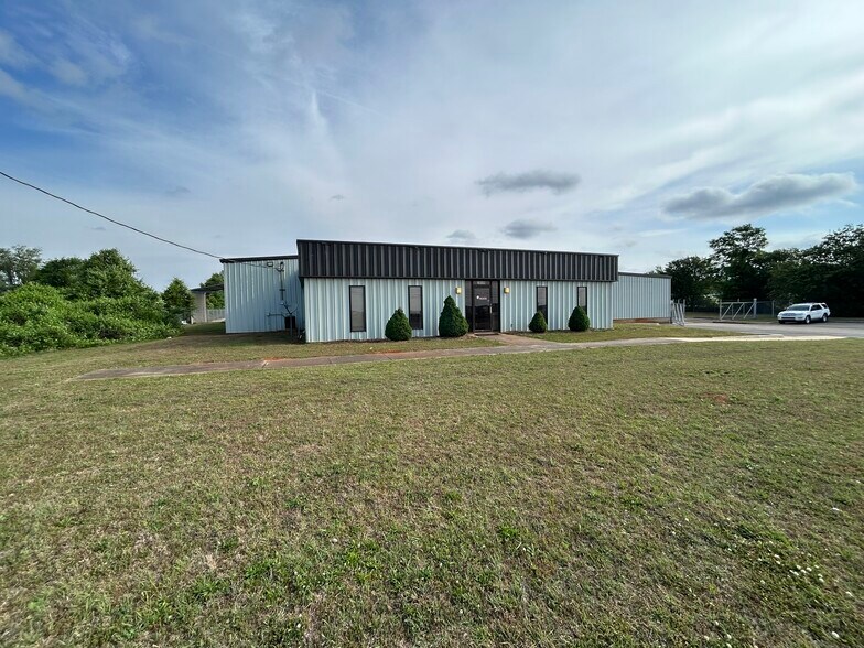 29599 Old 20 Hwy, Madison, AL à louer - Photo du bâtiment - Image 2 de 6