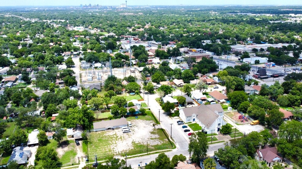 507 E Mayfield Blvd, San Antonio, TX for sale - Building Photo - Image 2 of 23