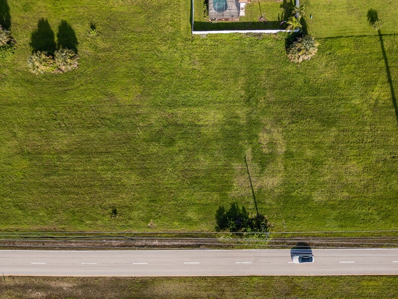 824 El Dorado N blvd, Cape Coral, FL à vendre - Aérien - Image 2 de 27