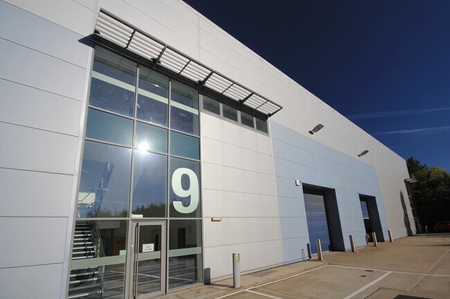 More details for Chippenham Dr, Milton Keynes - Industrial for Lease